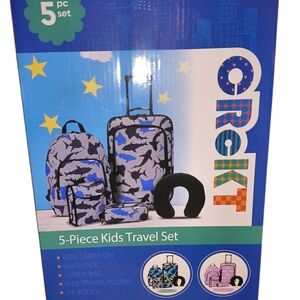 NWT Crckt 5 Piece Kids Travel Set-CarryOn,Backpack,Lunch Bag,Travel Pillow,Pouch